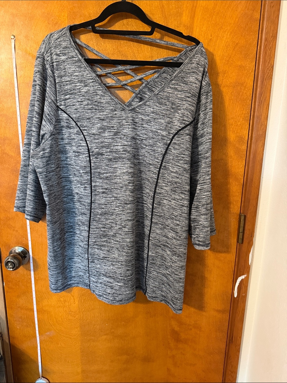 Catherines Gray Marled Crisscross V-Neck Long Sleeve Top with Black Piping